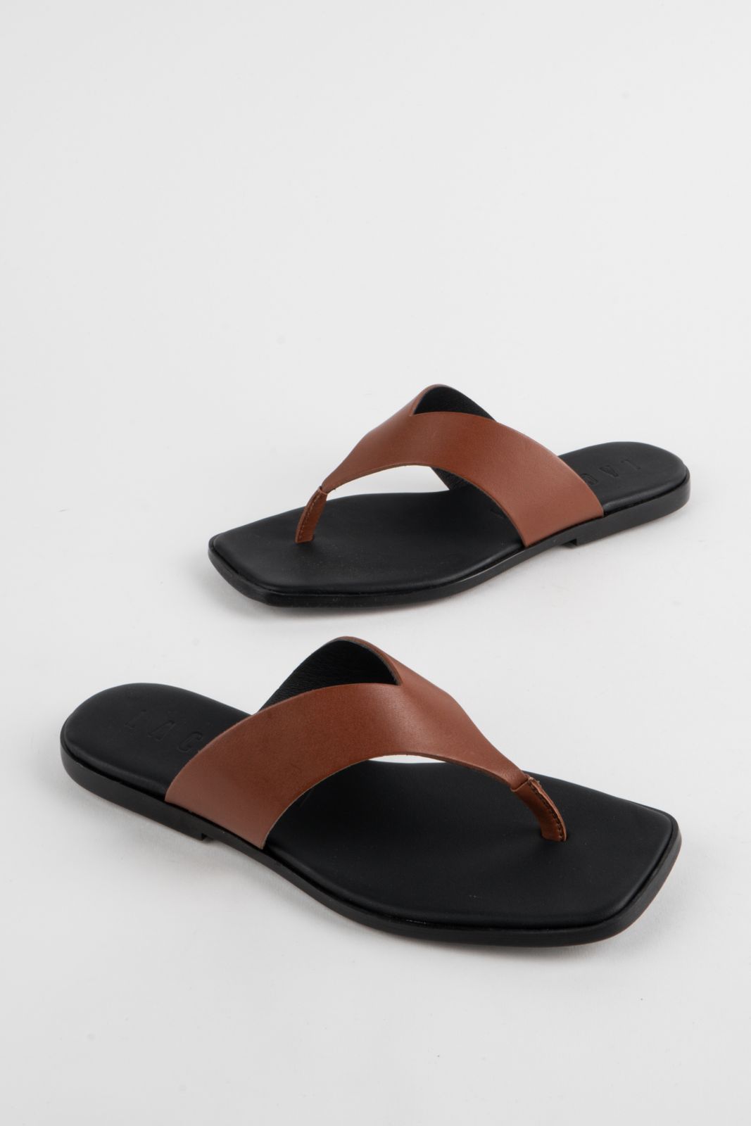 Atlas Sandal - Clay